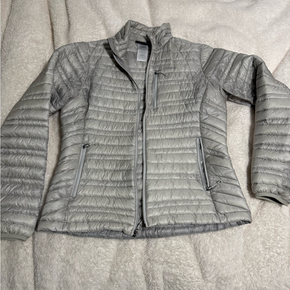 Patagonia Women's Down Sweater Puffer Jacket Small